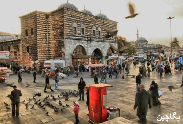 نمای بیرونی بازار ادویه استانبول