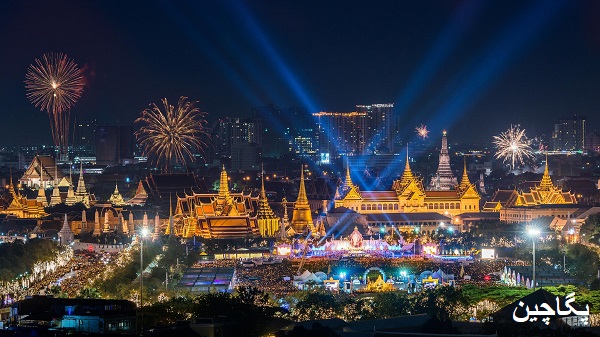نمای خیره کننده کاخ پادشاهی بانکوک در شب