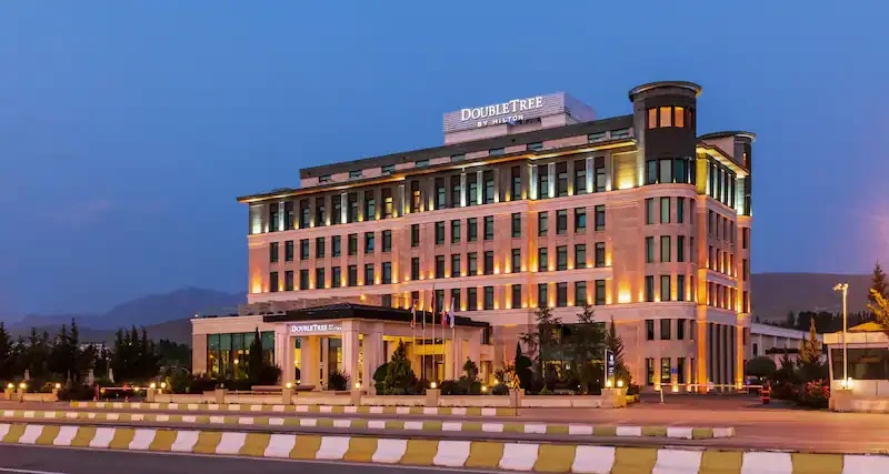 قیمت هتل در وان
